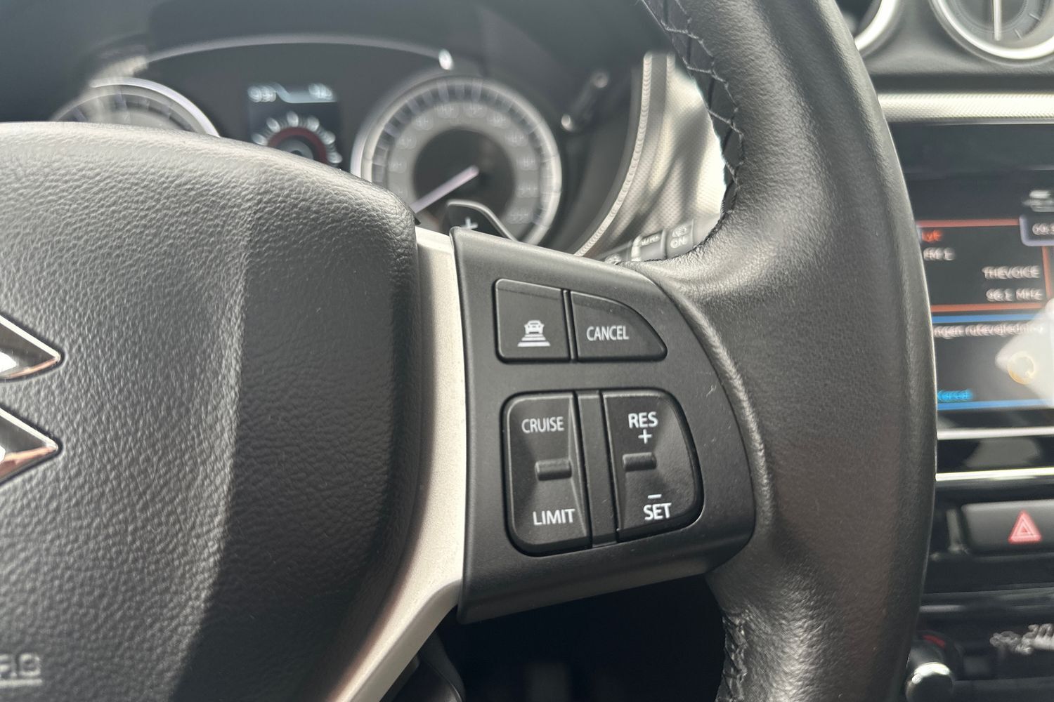 Billede af Suzuki Vitara 1,4 Boosterjet Adventure 140HK 5d 6g Aut.