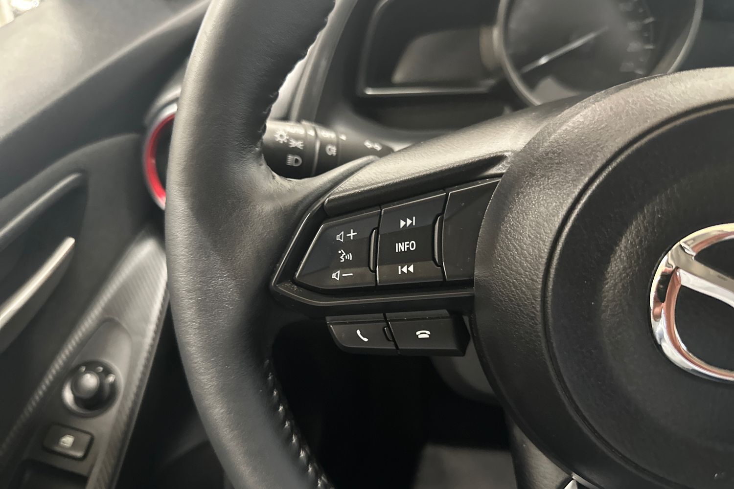 Billede af Mazda 2 1,5 e-Skyactiv-G  Mild hybrid Homura 90HK 5d 6g