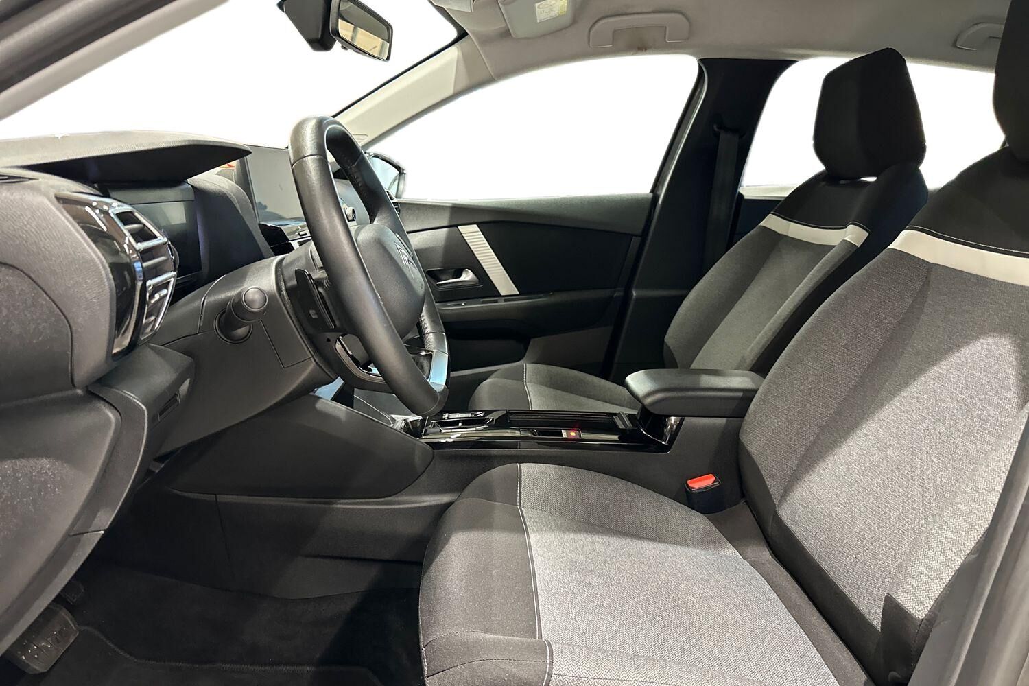 Billede af Citroën C4 1,2 PureTech Feel EAT8 130HK 5d 8g Aut.