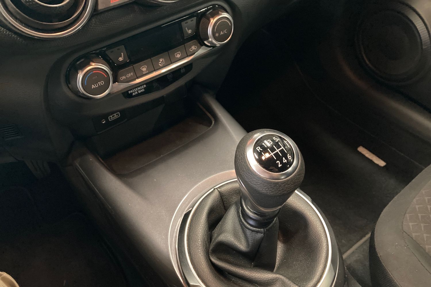 Billede af Nissan Juke 1,0 Dig-T Acenta 114HK 5d 6g