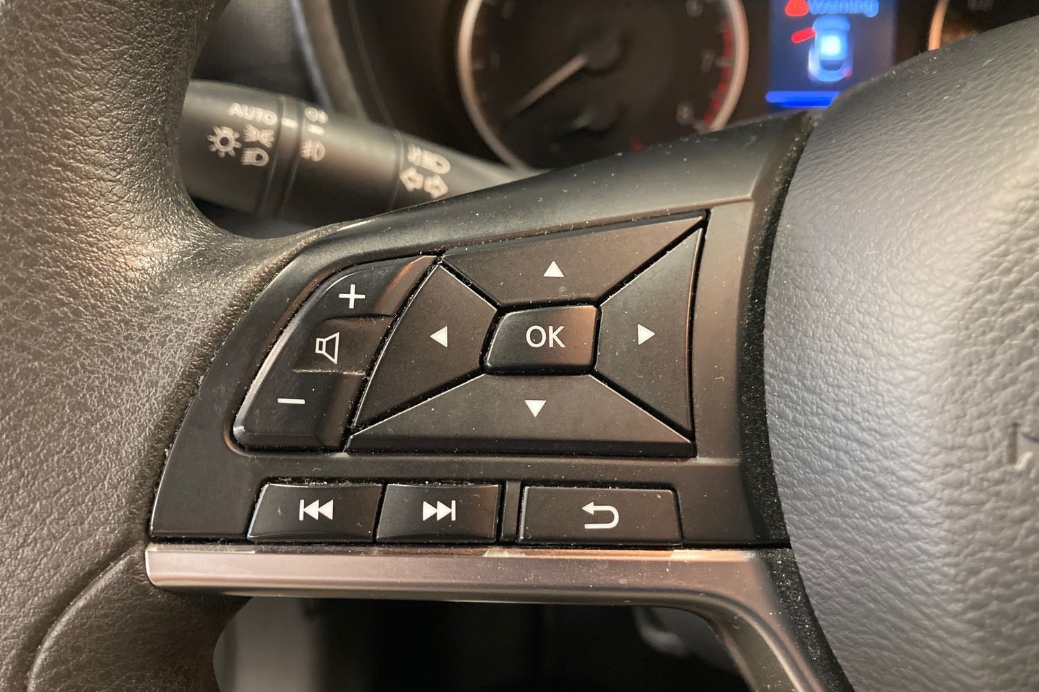 Billede af Nissan Juke 1,0 Dig-T Acenta 114HK 5d 6g