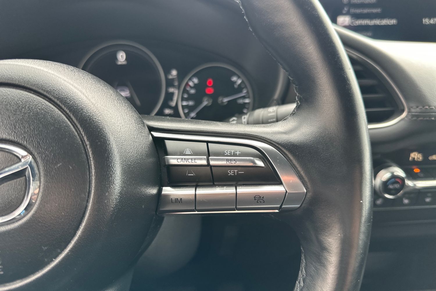 Billede af Mazda 3 2,0 Skyactiv-G Sky 150HK 5d 6g Aut.