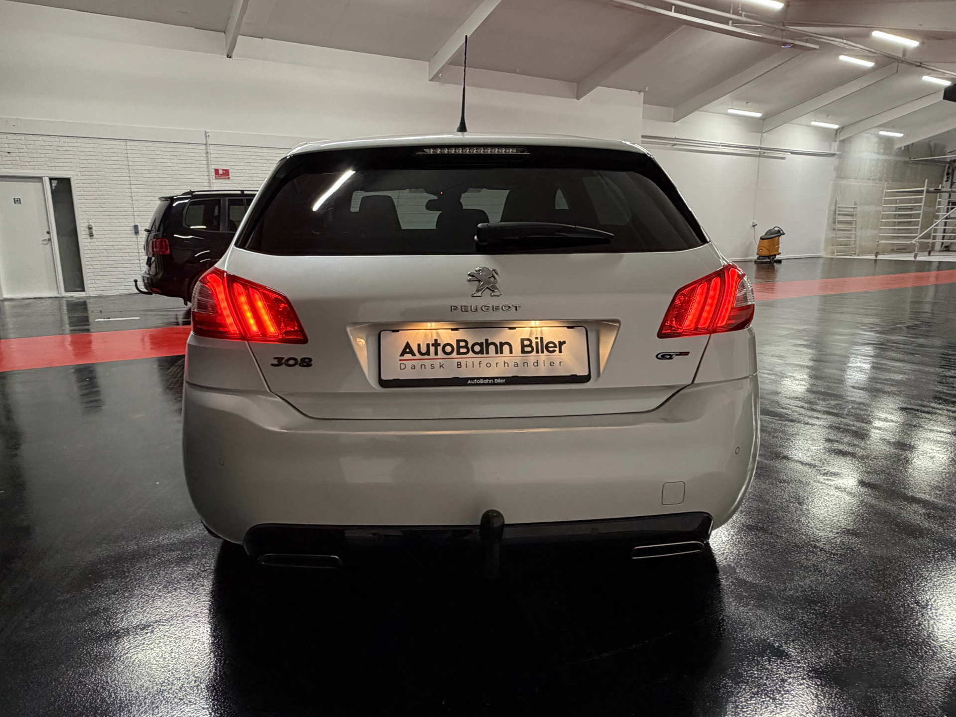 Billede af Peugeot 308 1,6 e-THP GT 205HK 5d 6g