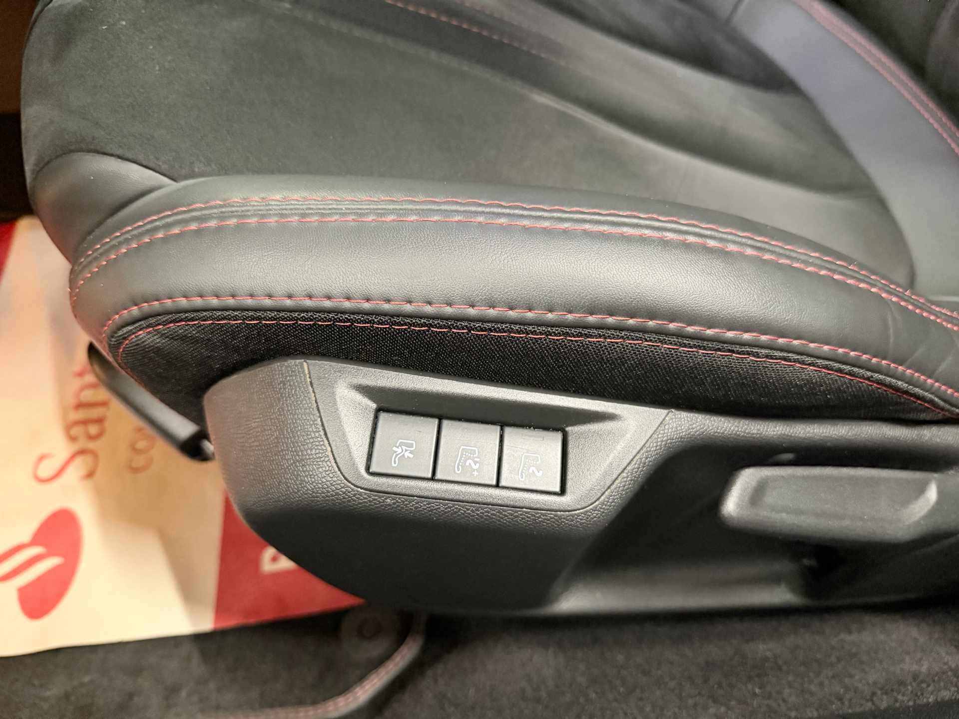 Billede af Peugeot 308 1,6 e-THP GT 205HK 5d 6g