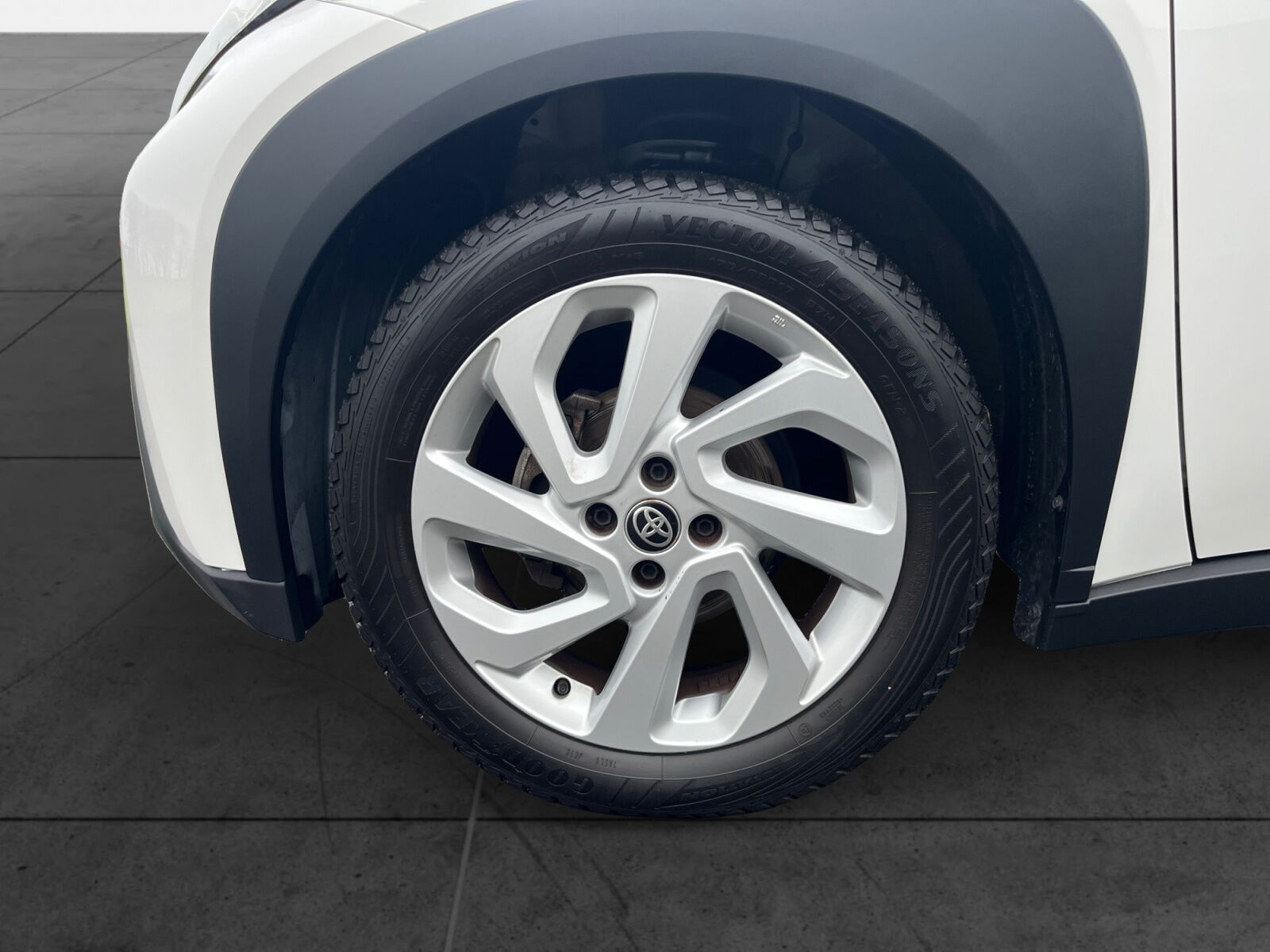 Billede af Toyota Aygo X 1,0 VVT-I Active 72HK 5d