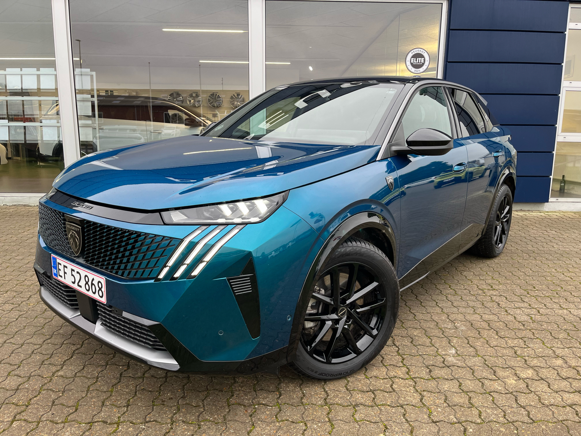 Billede af Peugeot e-3008 EL GT Pack 210HK 5d Aut.