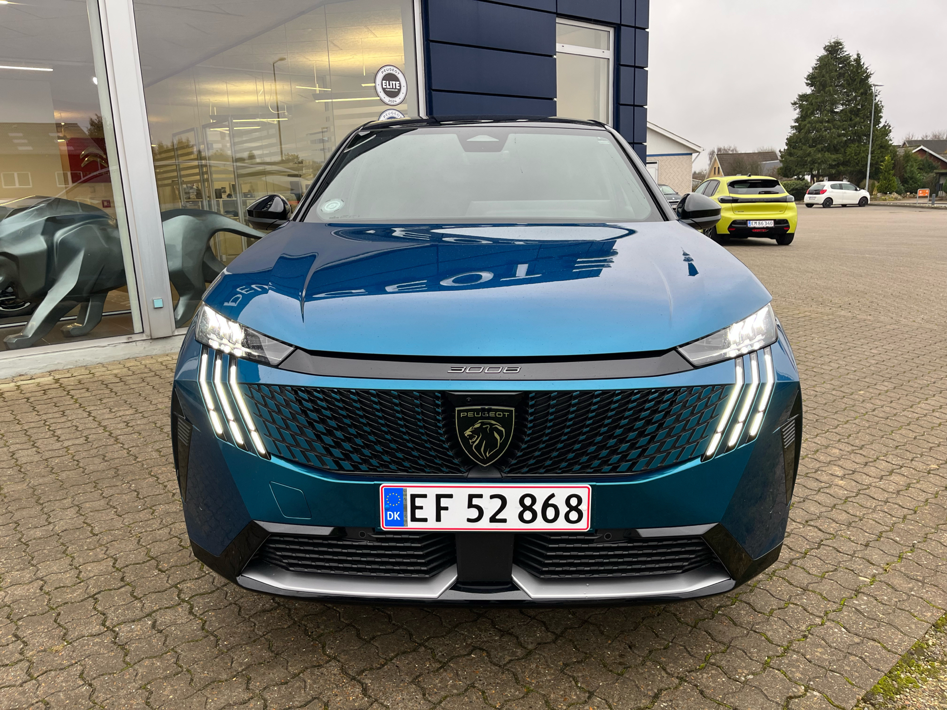 Billede af Peugeot e-3008 EL GT Pack 210HK 5d Aut.