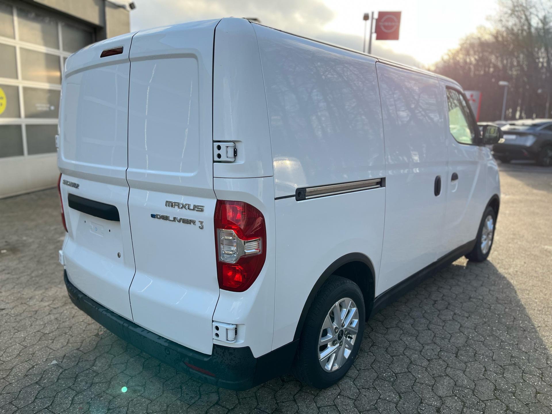 Billede af Maxus e-Deliver 3 SWB EL 122HK Van Aut.