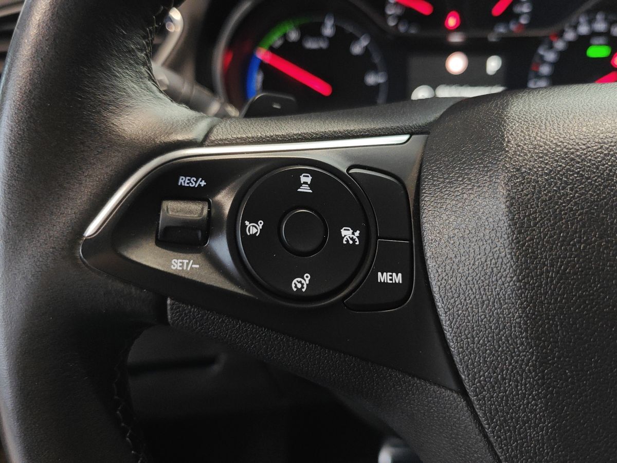 Billede af Opel Grandland X 1,6 PHEV  Plugin-hybrid Ultimate AWD 300HK 5d 8g Aut.