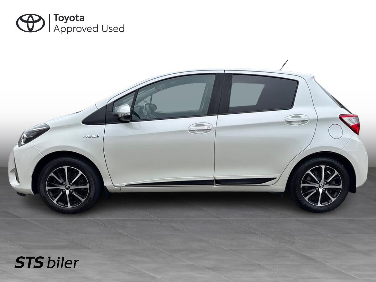 Billede af Toyota Yaris 1,5 Hybrid H3 Smartpakke E-CVT 100HK 5d Trinl. Gear
