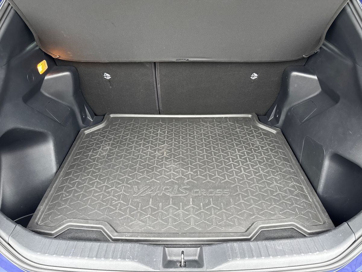 Billede af Toyota Yaris Cross 1,5 Hybrid Style Technology Plus 116HK 5d Trinl. Gear