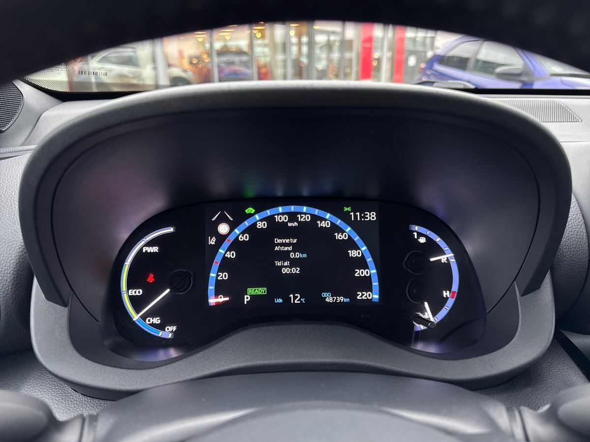 Billede af Toyota Yaris Cross 1,5 Hybrid Style Technology Plus 116HK 5d Trinl. Gear