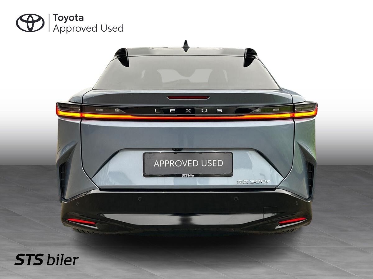 Billede af Lexus RZ 300e EL Luxury 204HK 4d Aut.