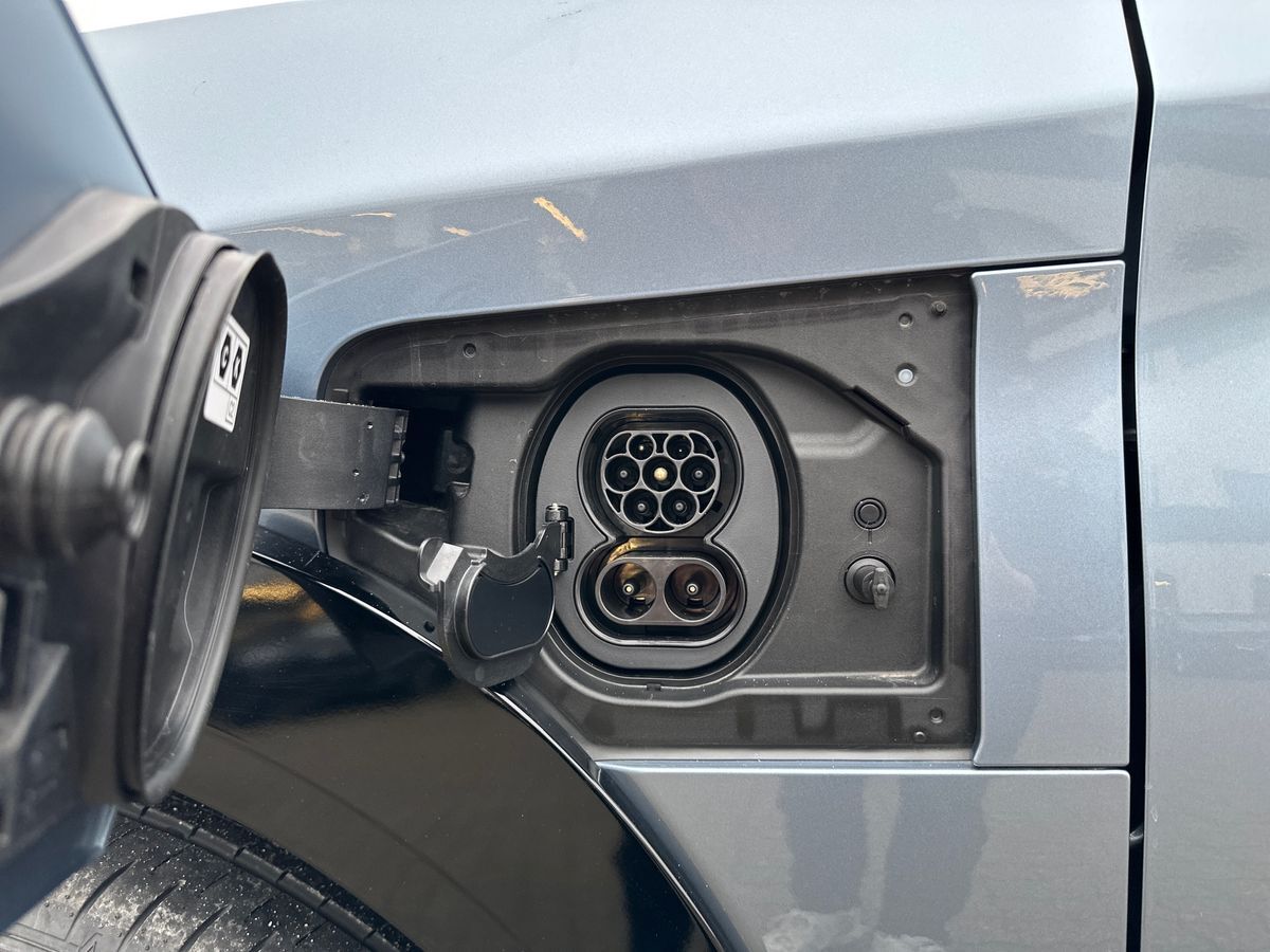 Billede af Lexus RZ 300e EL Luxury 204HK 4d Aut.