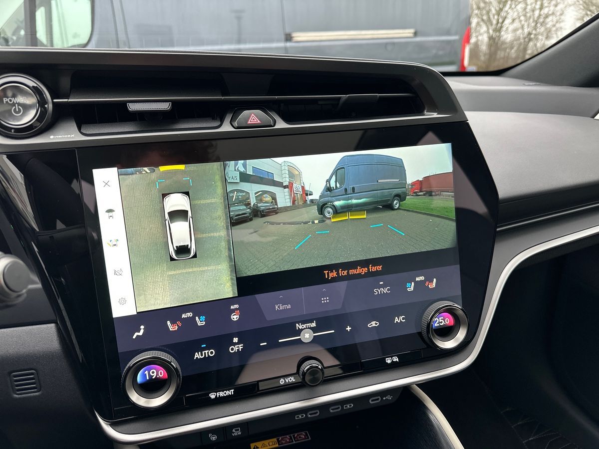 Billede af Lexus RZ 300e EL Luxury 204HK 4d Aut.