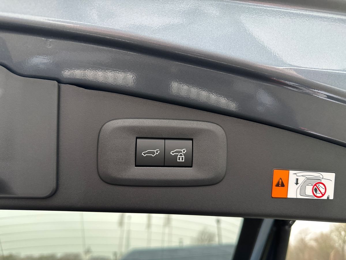 Billede af Lexus RZ 300e EL Luxury 204HK 4d Aut.