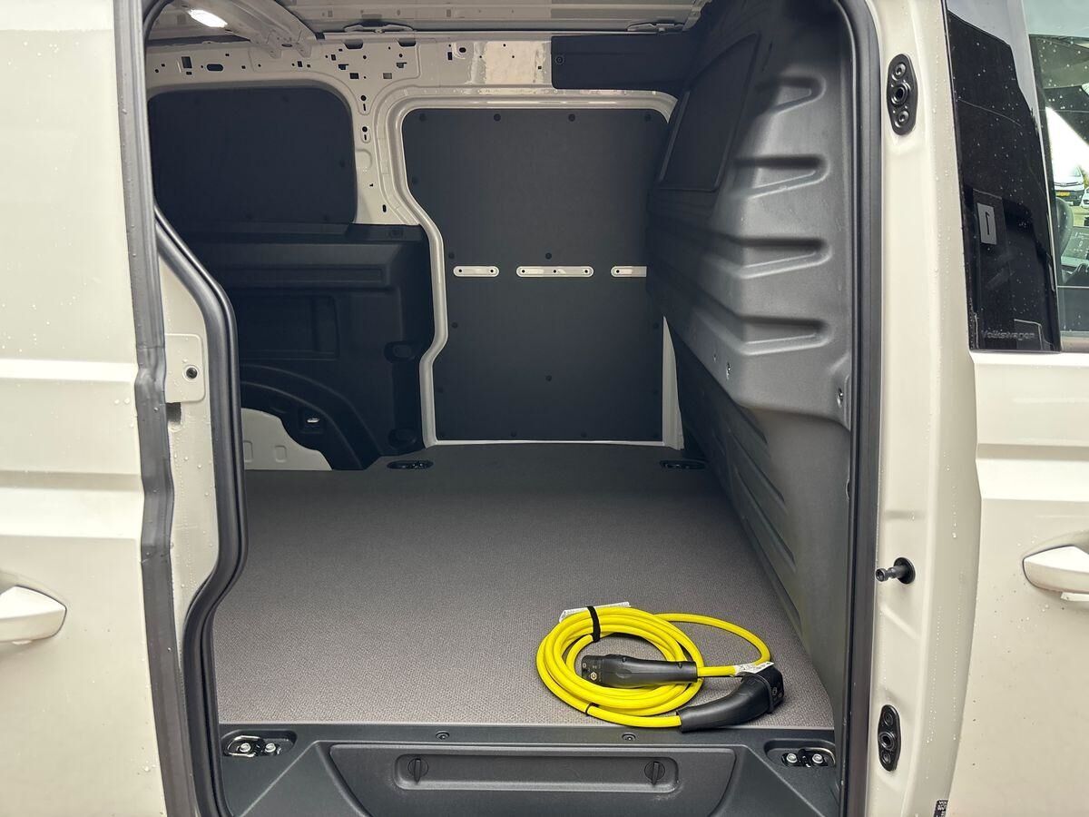 Billede af VW ID.Buzz Cargo EL Comfort 170HK Van Aut.