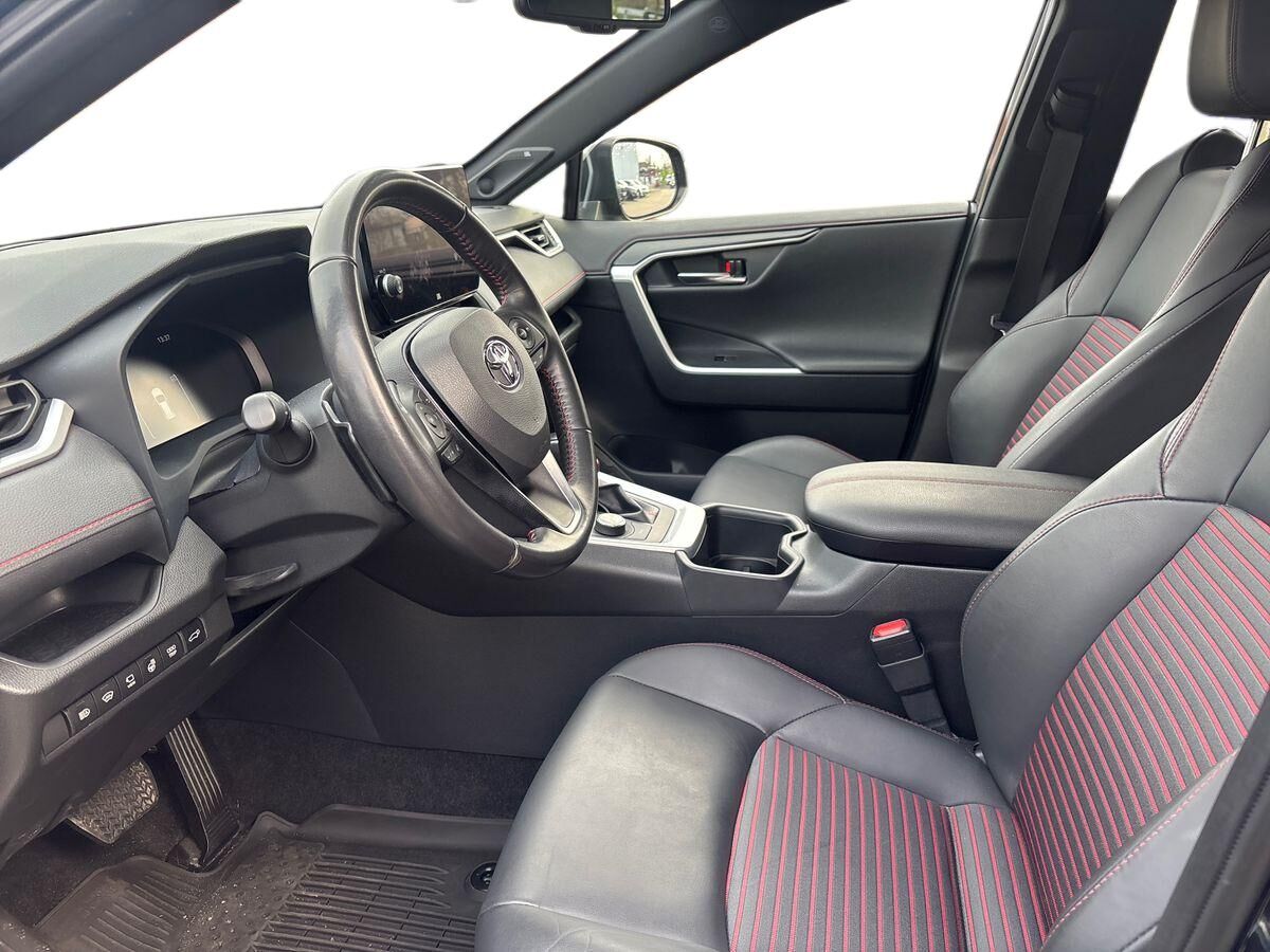 Billede af Toyota RAV4 Plug-in 2,5 Plugin-hybrid Style AWD 306HK 5d 6g Aut.