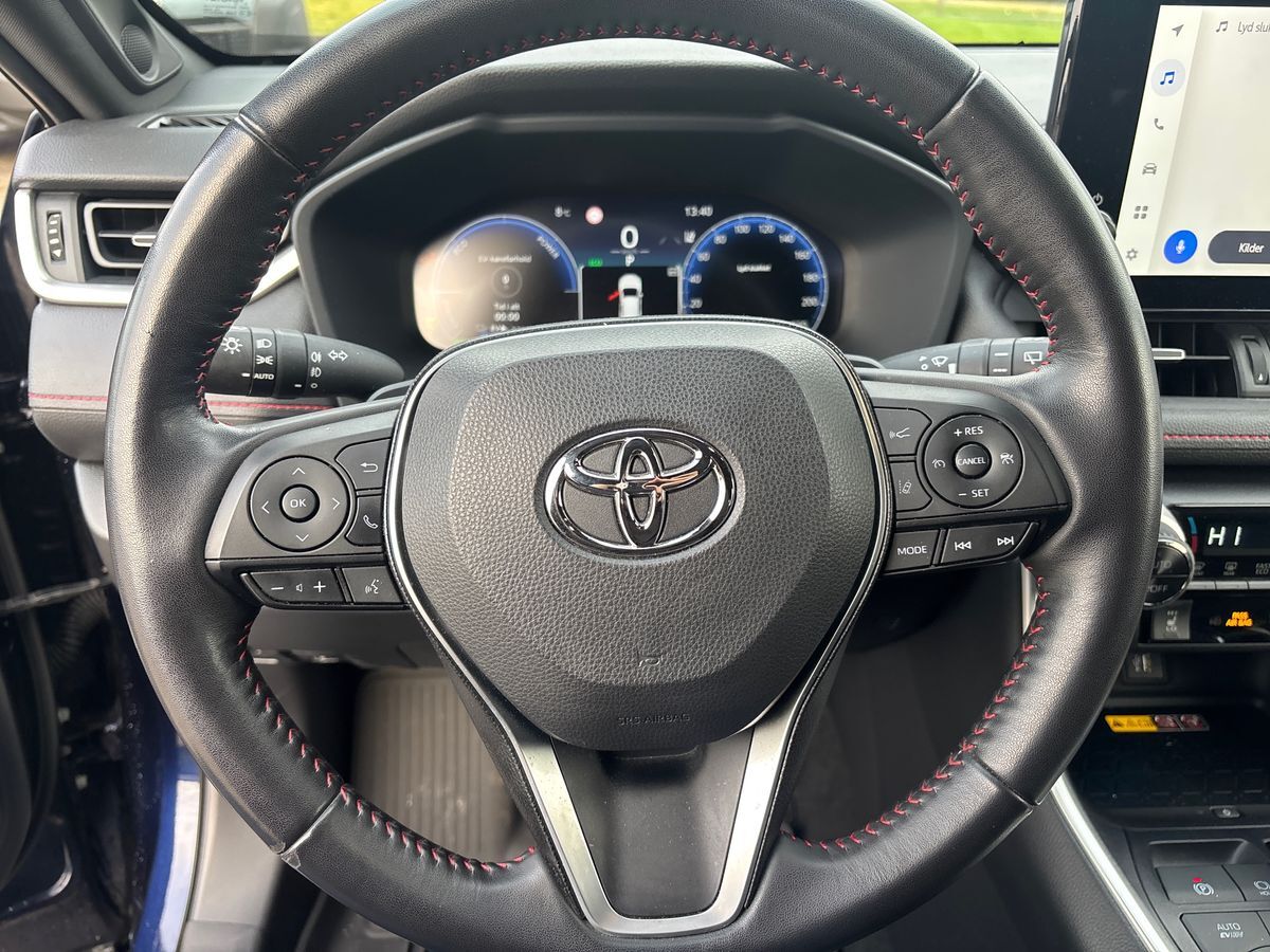 Billede af Toyota RAV4 Plug-in 2,5 Plugin-hybrid Style AWD 306HK 5d 6g Aut.