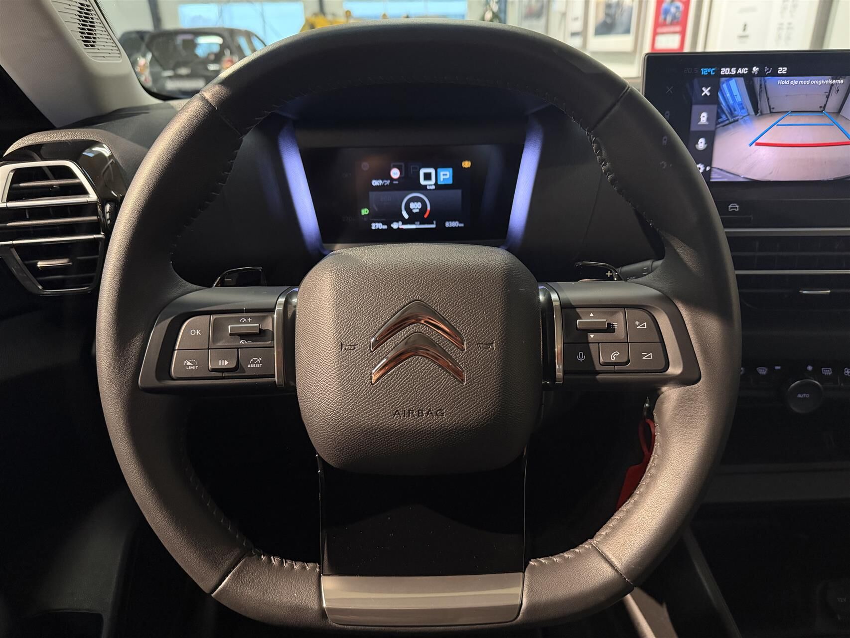 Billede af Citroën C4 X 1,2 PureTech Chevron Sport EAT8 130HK 5d 8g Aut.