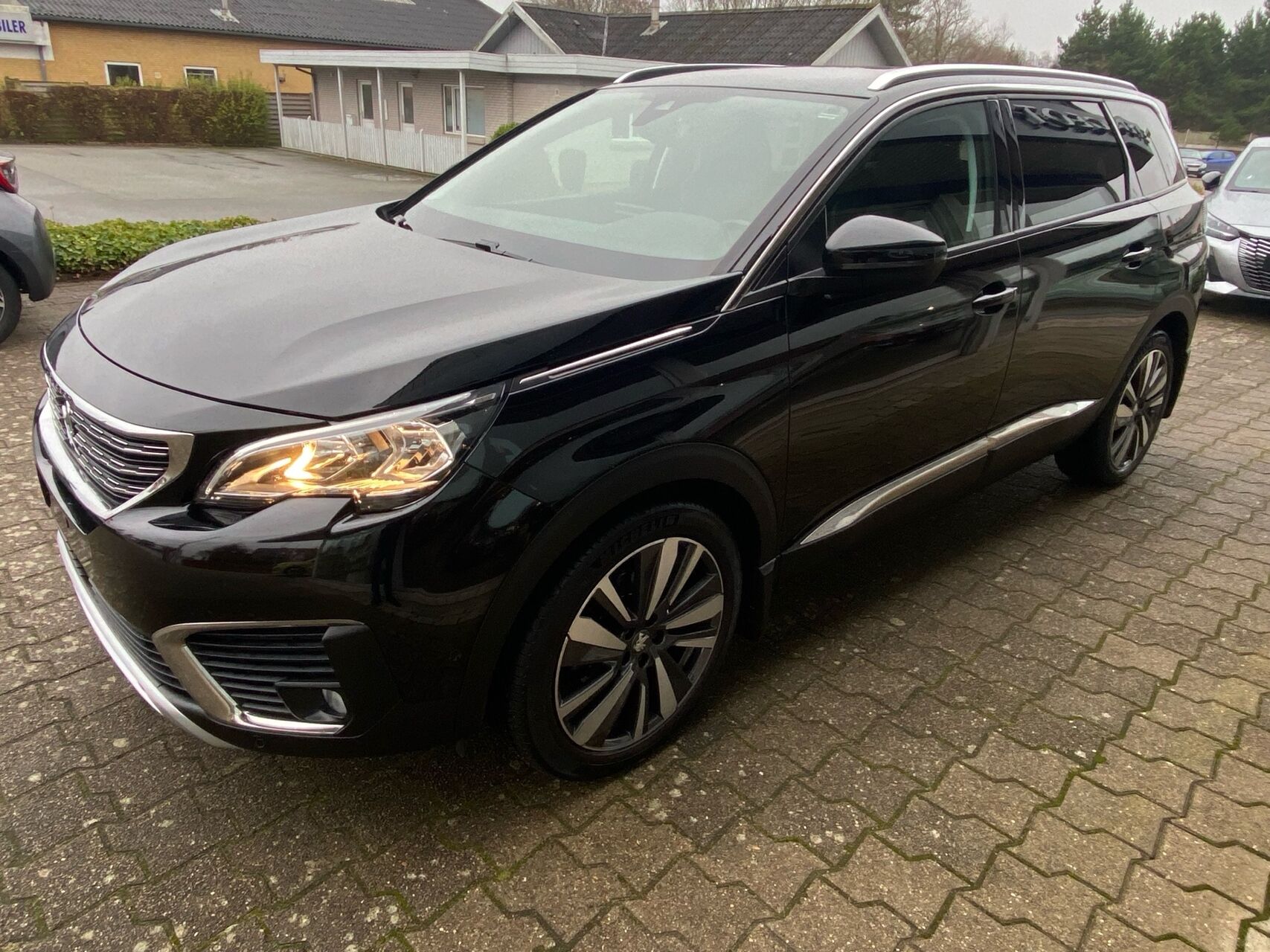 Billede af Peugeot 5008 1,5 BlueHDi Allure 130HK 5d 6g