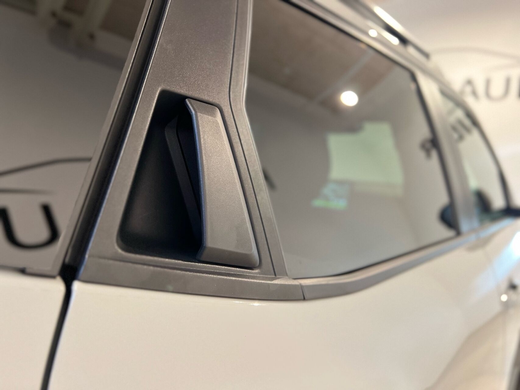 Billede af Dacia Duster 1,6 HEV  Hybrid Extreme 140HK 5d 6g Aut.