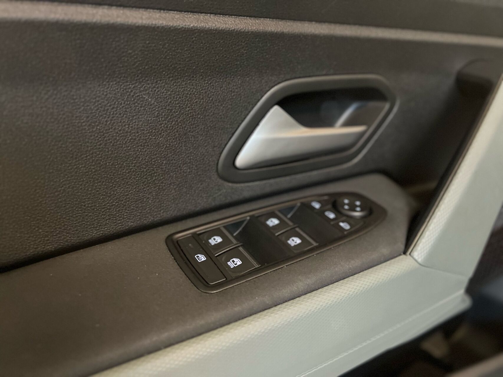 Billede af Dacia Duster 1,6 HEV  Hybrid Extreme 140HK 5d 6g Aut.