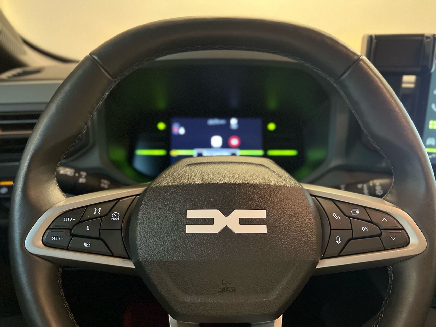 Billede af Dacia Duster 1,6 HEV  Hybrid Extreme 140HK 5d 6g Aut.