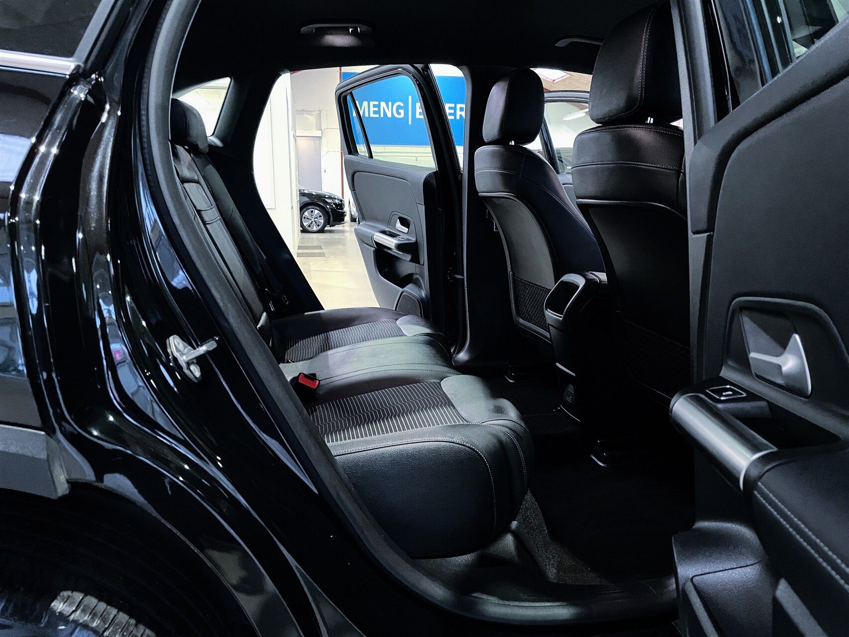 Billede af Mercedes-Benz EQA 250 EL 190HK 5d Aut.