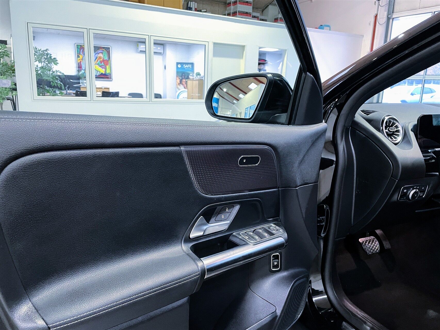 Billede af Mercedes-Benz EQA 250 EL 190HK 5d Aut.