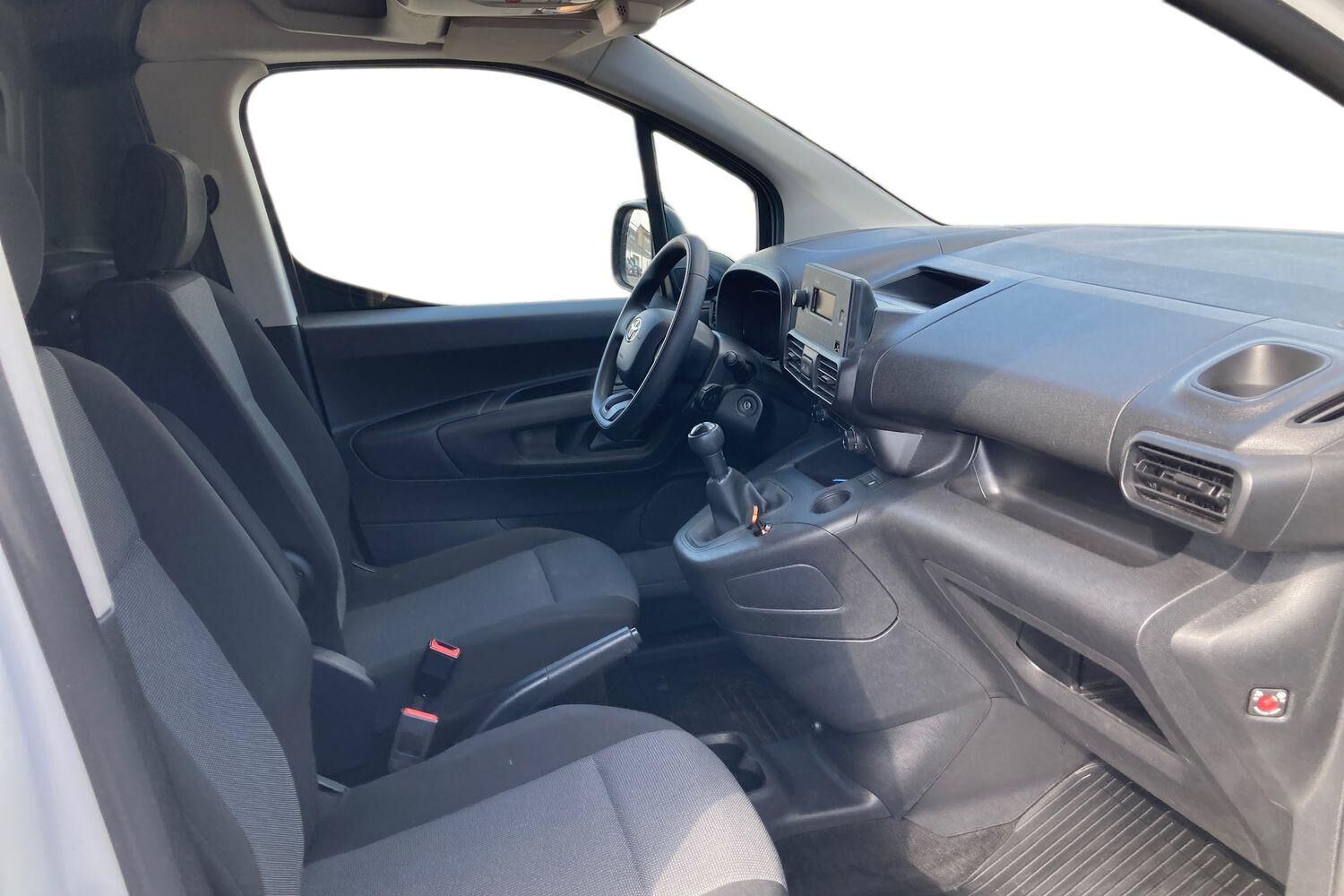 Billede af Toyota Proace City Medium 1,5 D Base+ 75HK Van