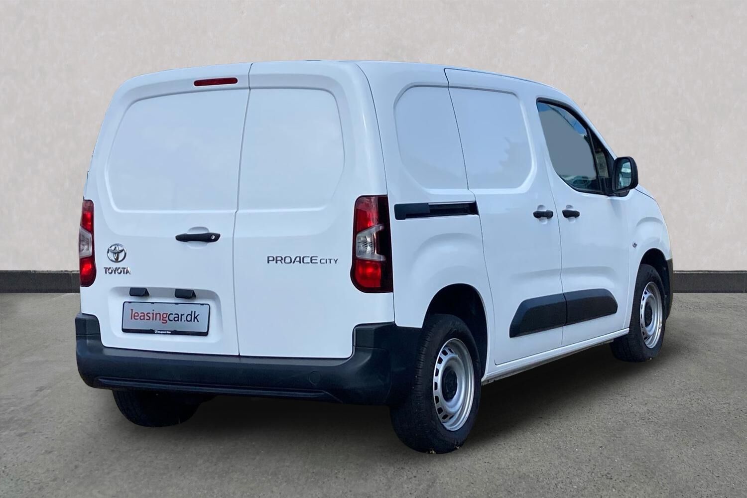 Billede af Toyota Proace City Medium 1,5 D Base+ 75HK Van