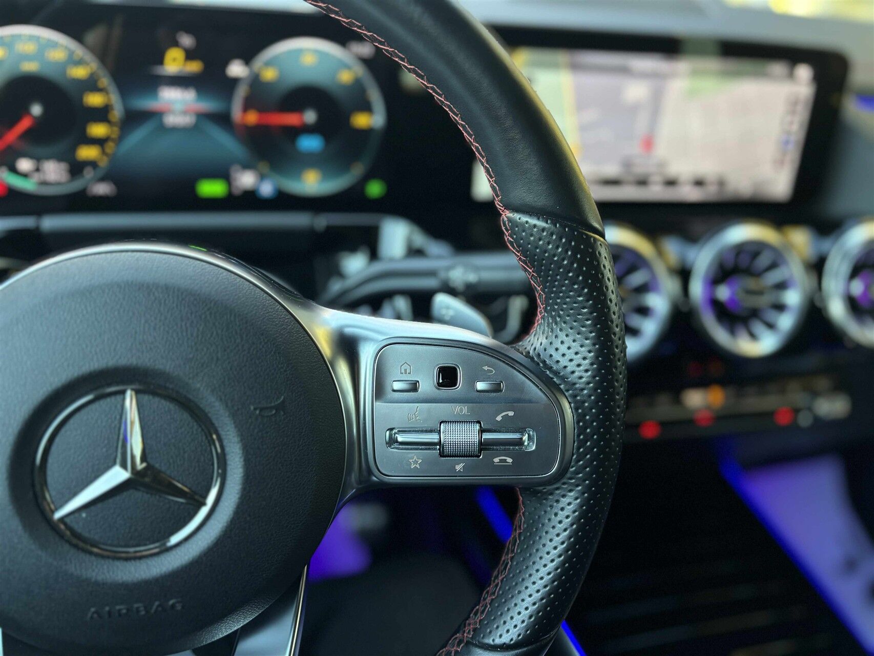 Billede af Mercedes-Benz EQA 250 EL AMG Line 190HK 5d Aut.