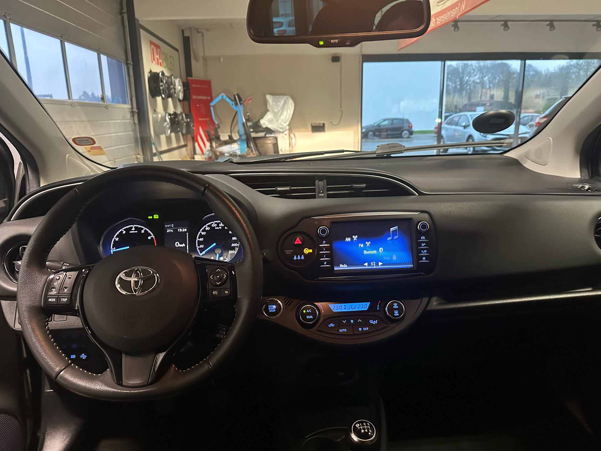 Billede af Toyota Yaris 1,5 VVT-I T3 Smartpakke 111HK 5d 6g