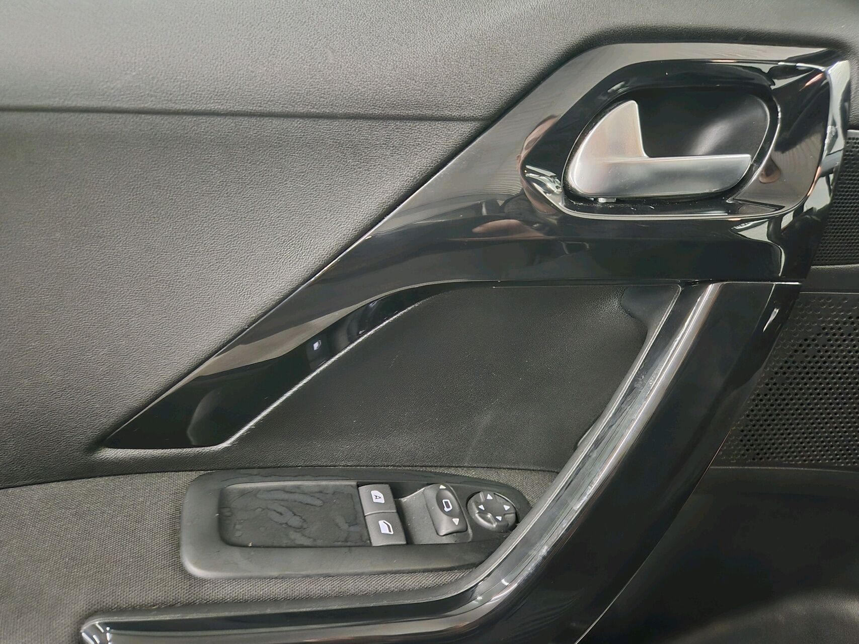 Billede af Peugeot 208 1,2 PureTech Like+ 82HK 5d