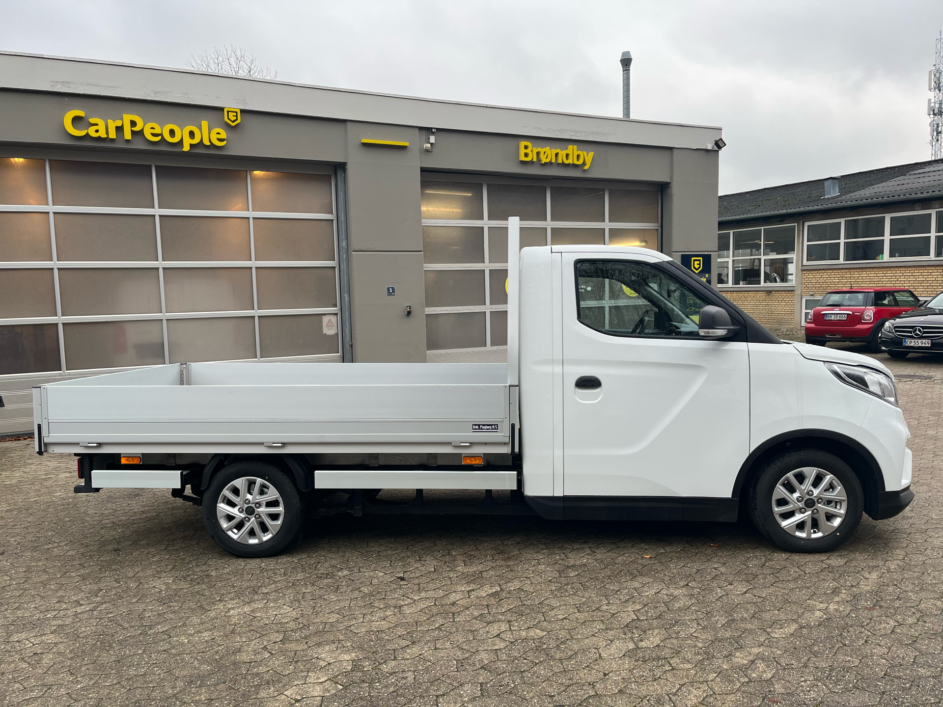 Billede af Maxus e-Deliver 3 LWB 50,2 kWh EL 122HK Ladv./Chas. Trinl. Gear