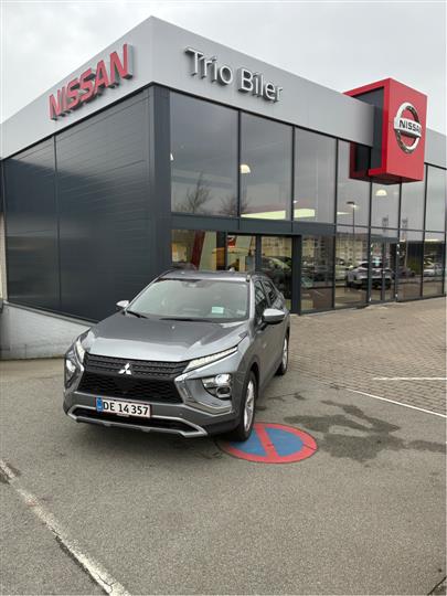 Mitsubishi Eclipse Cross 2,4 Plugin-hybrid Intense 4WD 188HK 5d Trinl. Gear