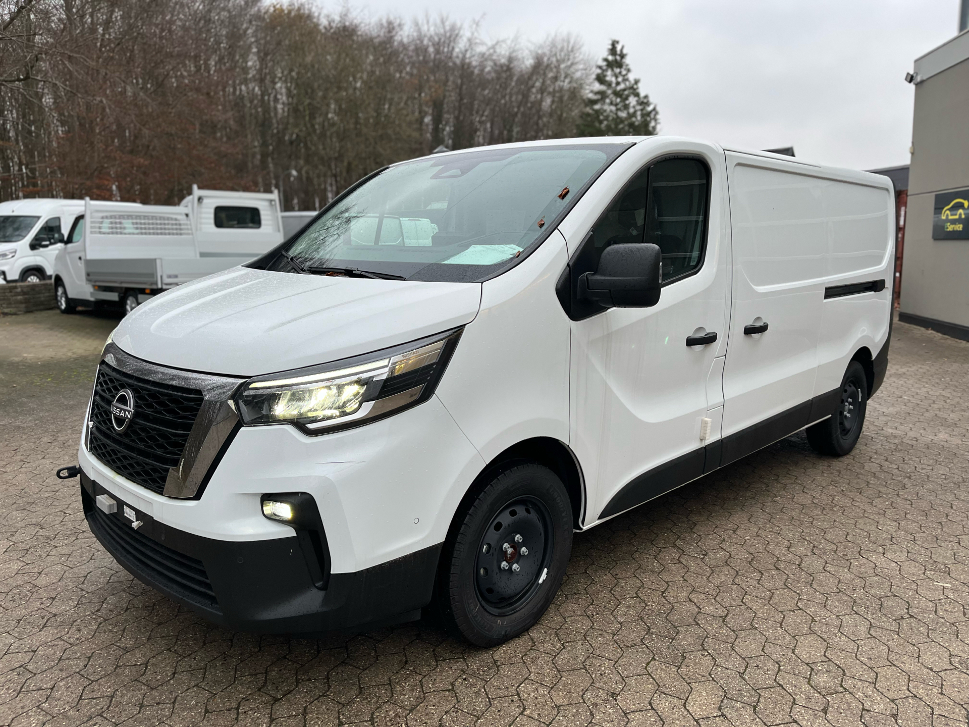 Billede af Nissan Primastar L2H1 2,0 DCi N-Connecta 150HK Van 6g Aut.