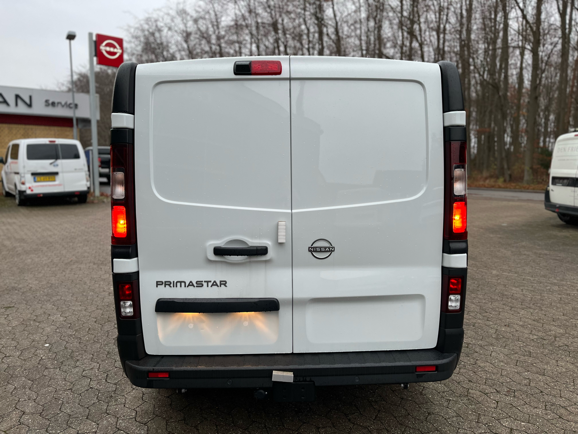 Billede af Nissan Primastar L2H1 2,0 DCi N-Connecta 150HK Van 6g Aut.