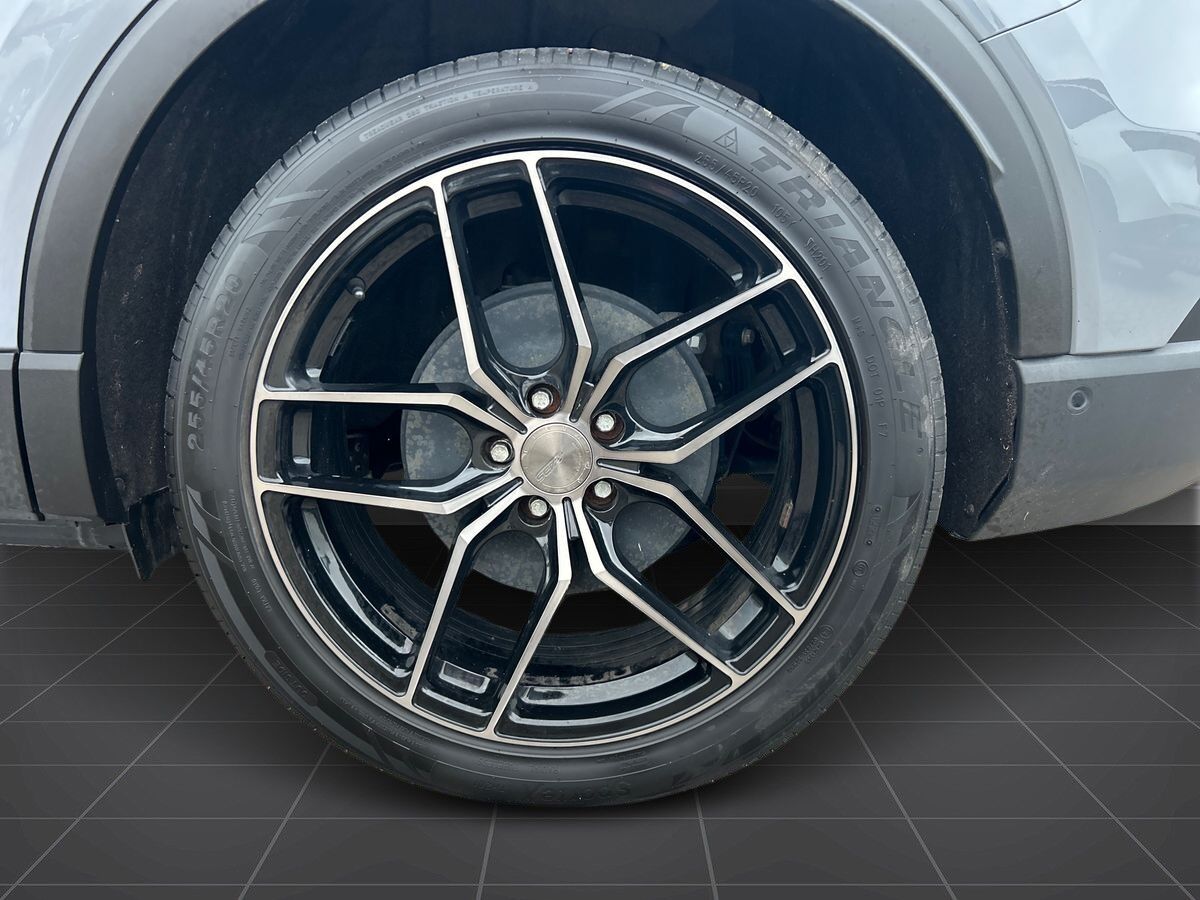 Billede af Audi Q4 45 E-tron Attitude Quattro 265HK 5d Aut.