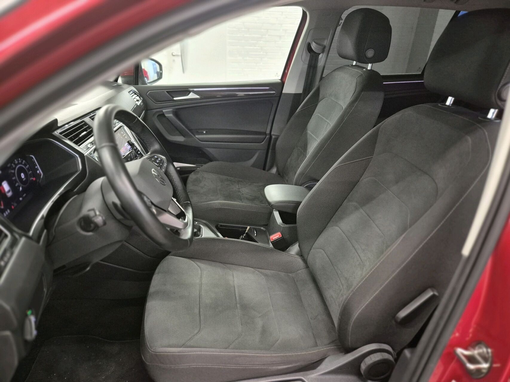 Billede af VW Tiguan 1,4 TSI eHybrid Elegance DSG 245HK 5d 6g Aut.