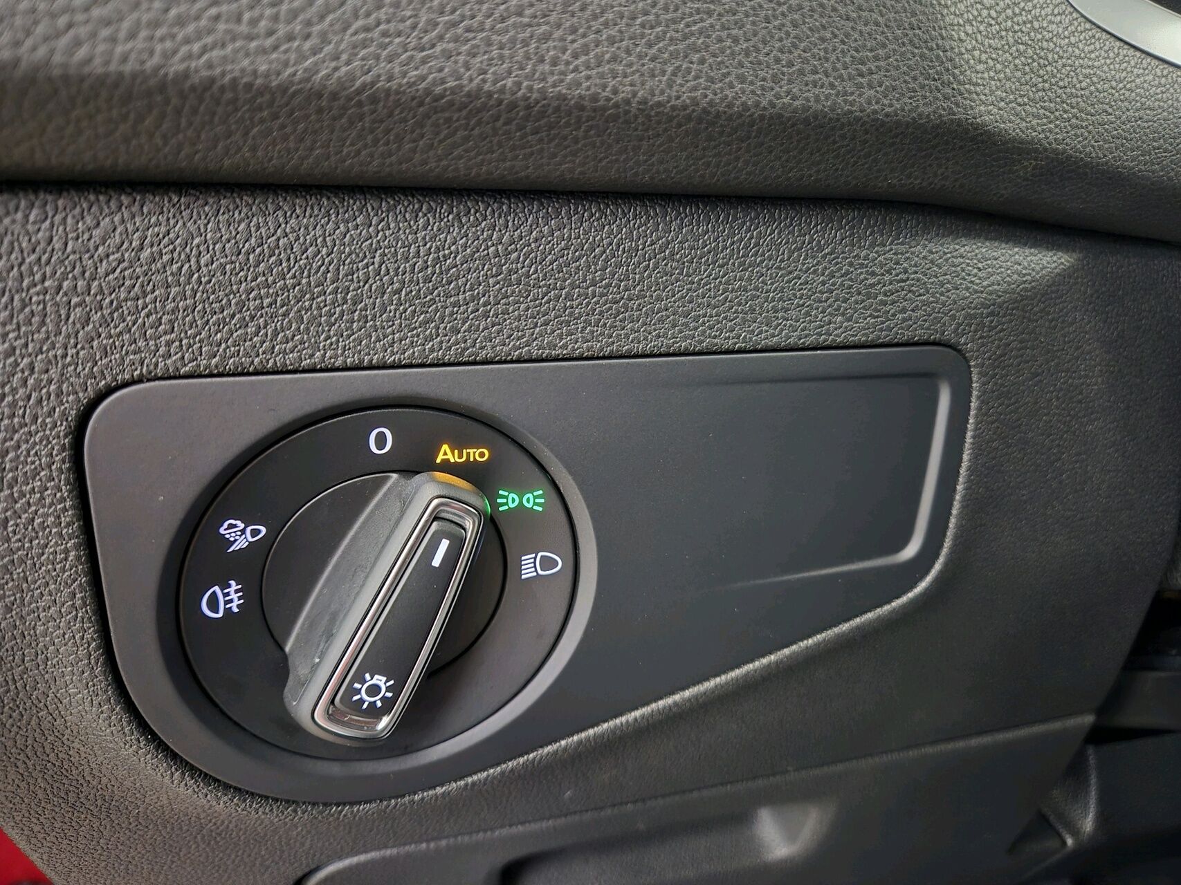 Billede af VW Tiguan 1,4 TSI eHybrid Elegance DSG 245HK 5d 6g Aut.