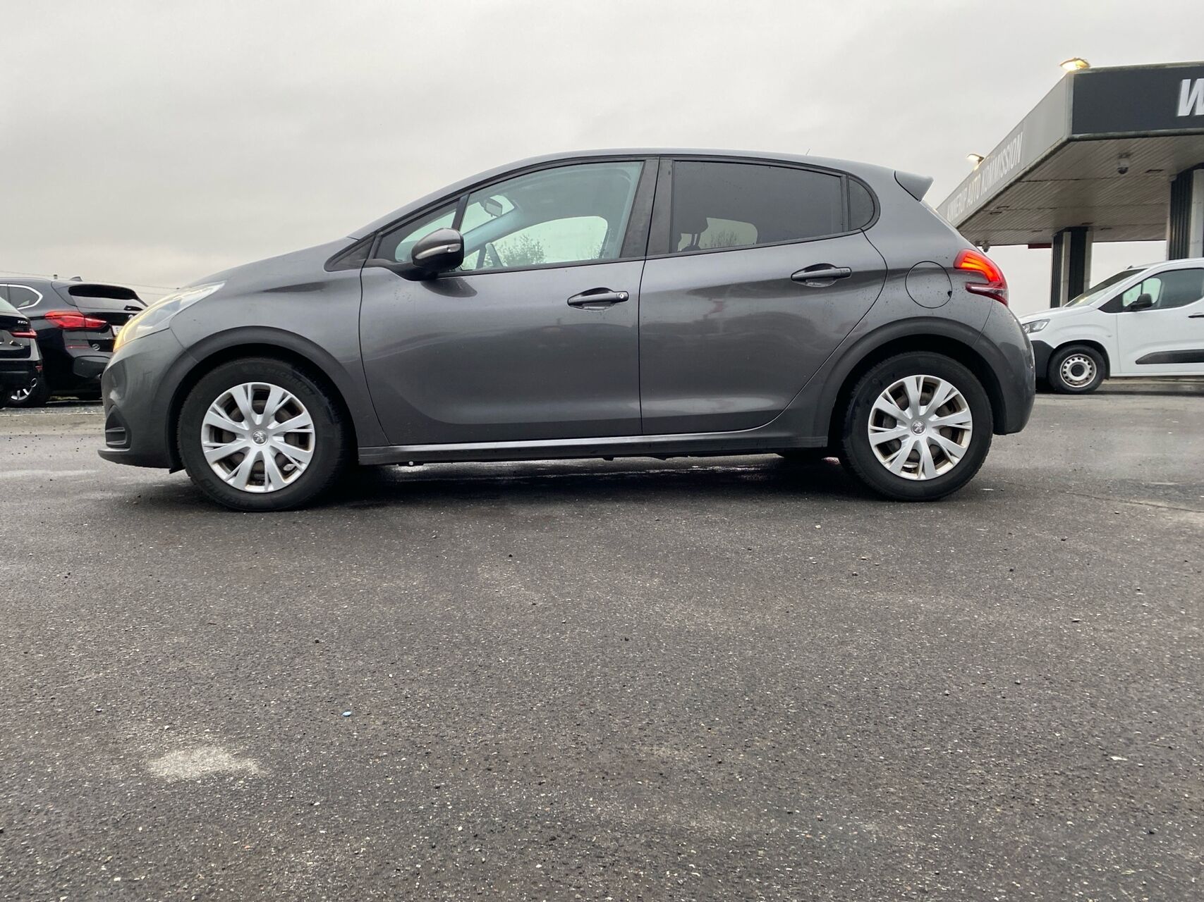 Billede af Peugeot 208 1,5 BlueHDi Envy 100HK 5d