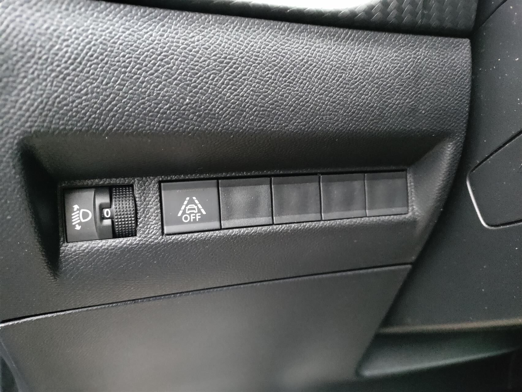 Billede af Peugeot 2008 1,2 PureTech Selection Sport 130HK 5d