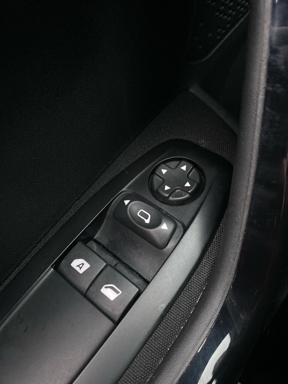 Billede af Peugeot 208 1,5 BlueHDi Envy 100HK 5d