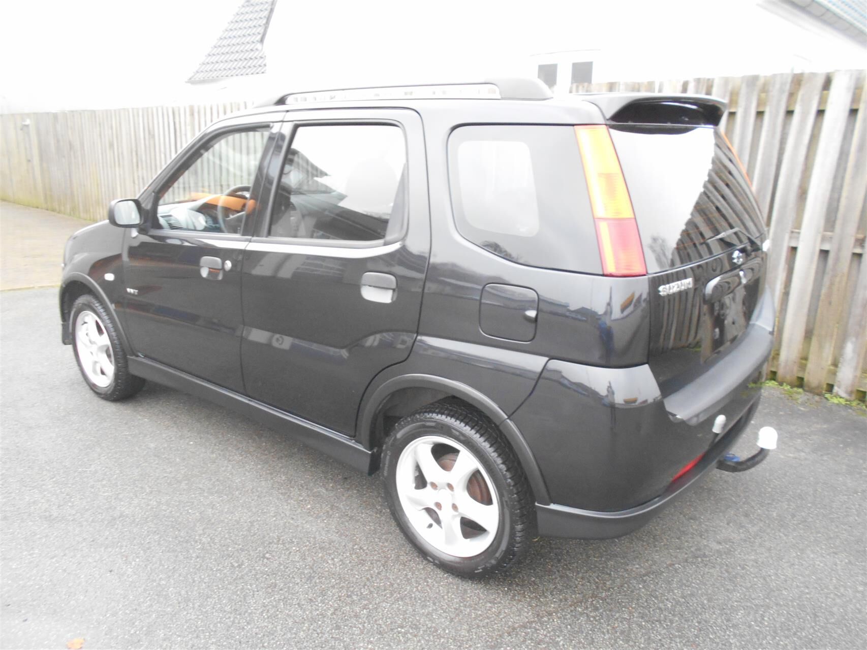 Billede af Suzuki Ignis 1,3 GL 94HK 5d