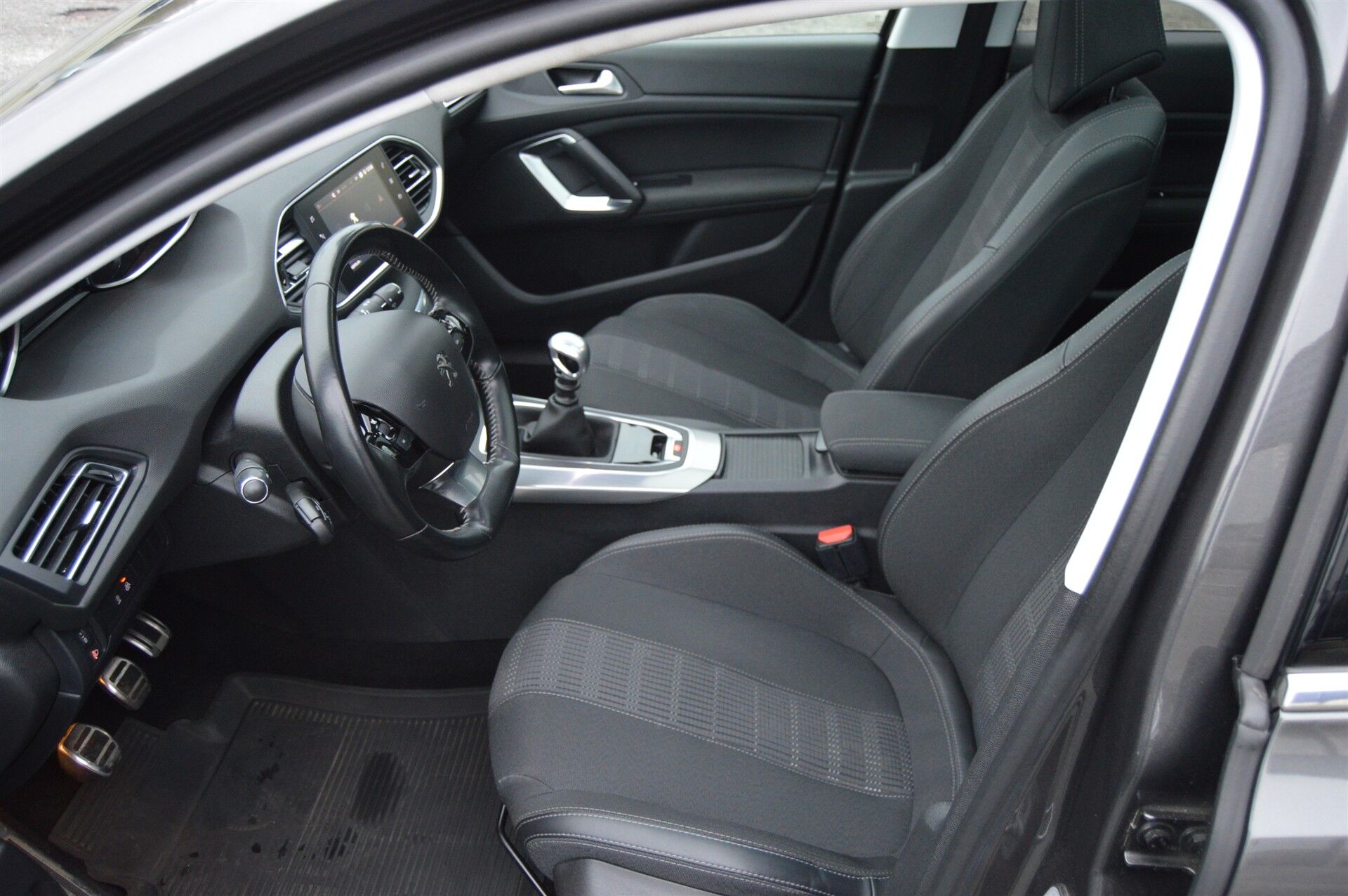 Billede af Peugeot 308 1,5 BlueHDi Prestige 130HK 5d 6g