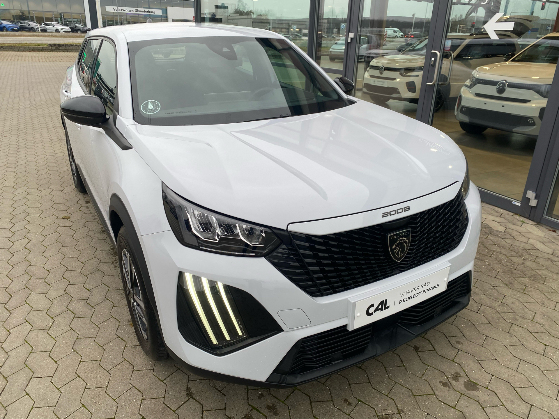 Billede af Peugeot 2008 1,2 PureTech Active+ 100HK 5d 6g