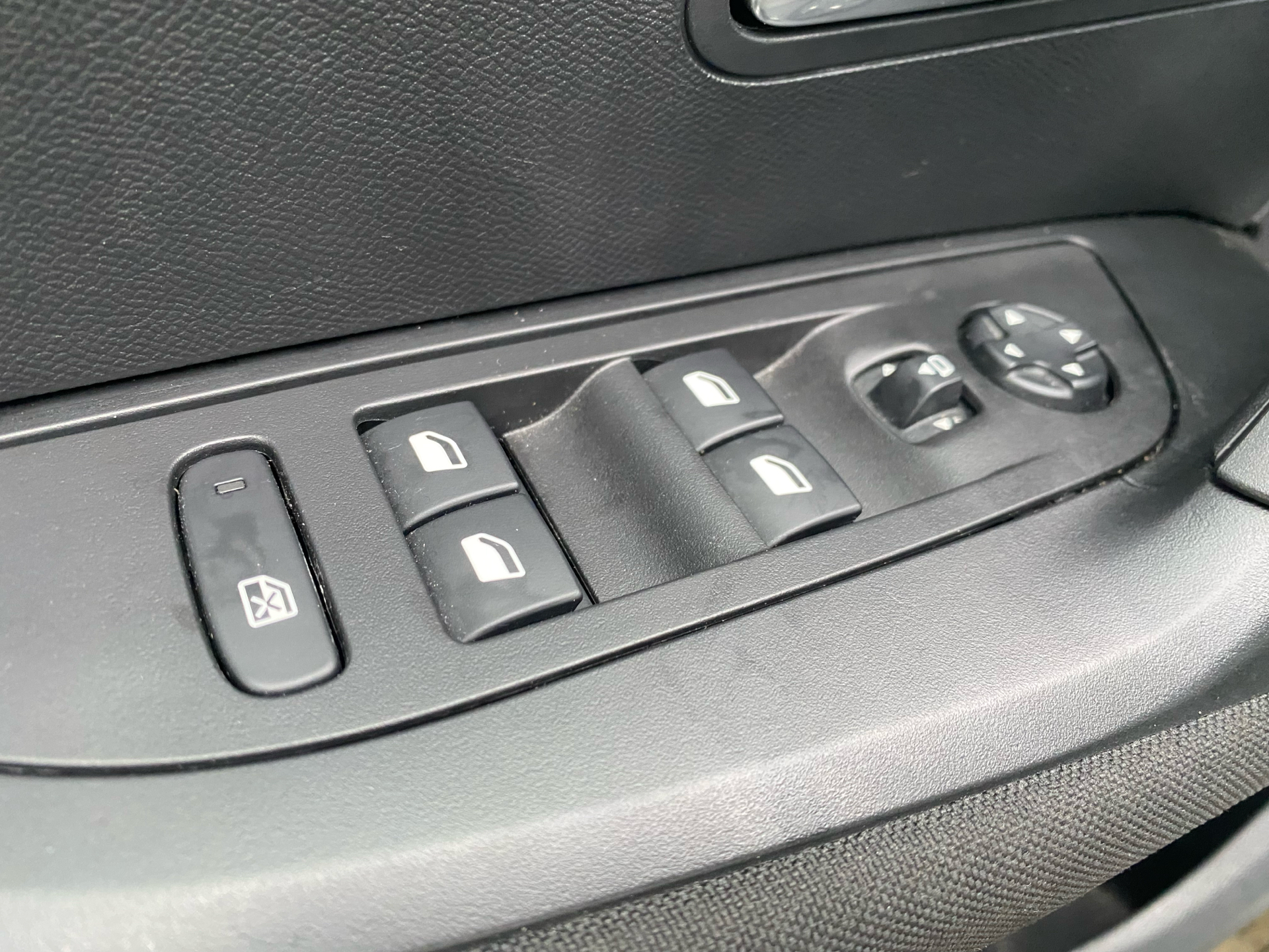 Billede af Peugeot 2008 1,2 PureTech Active+ 100HK 5d 6g