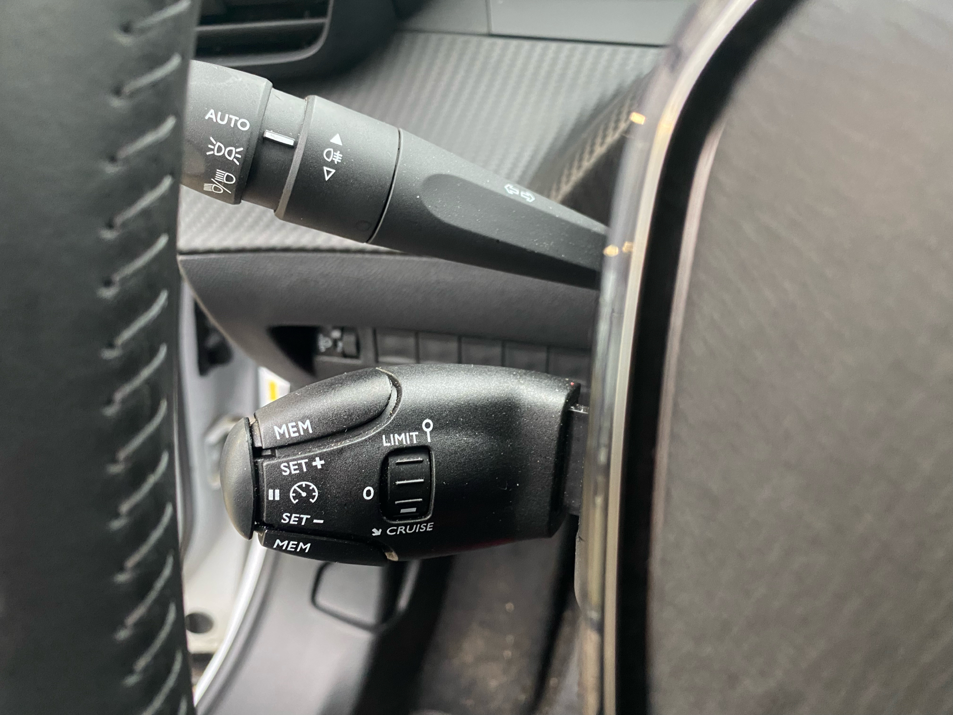 Billede af Peugeot 2008 1,2 PureTech Active+ 100HK 5d 6g